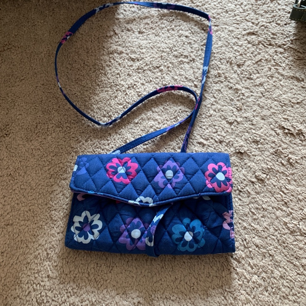 Vera Bradley Crossbody wallet
